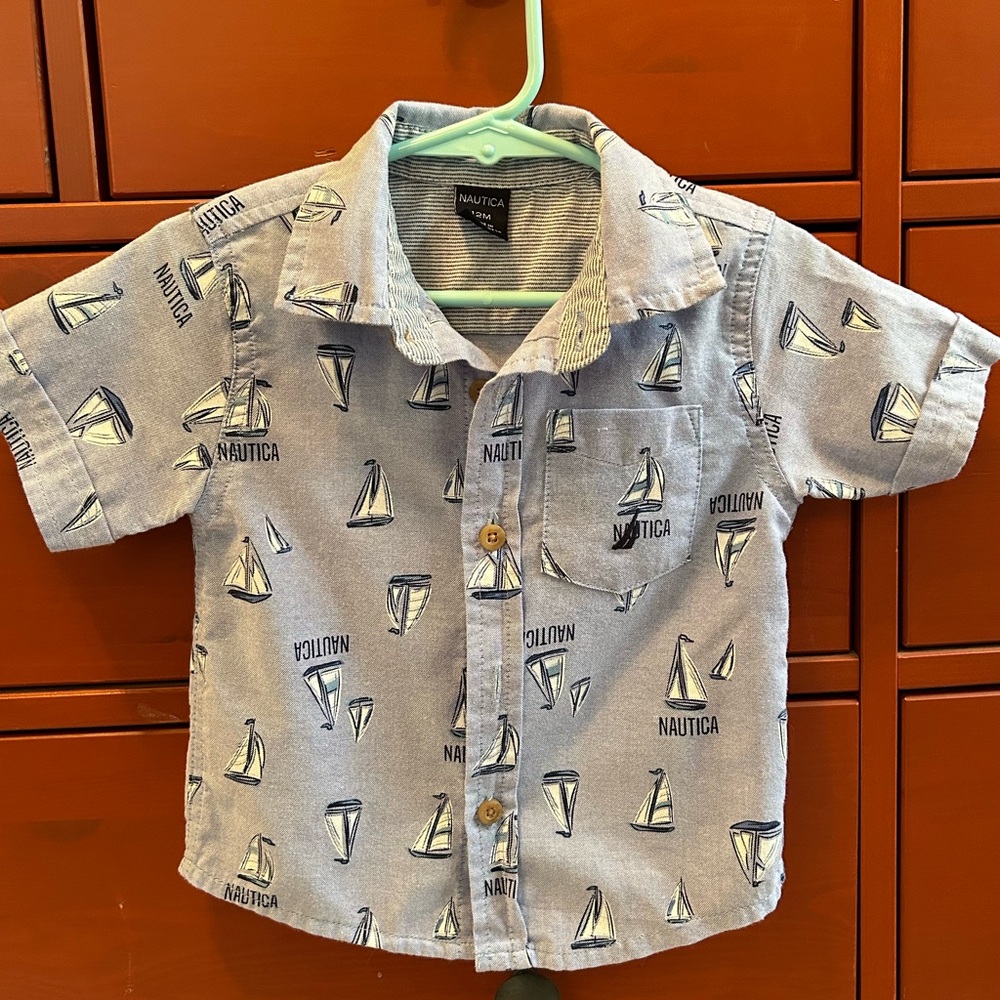 Baby boy size 12 month NÁUTICA Button up short sleeve